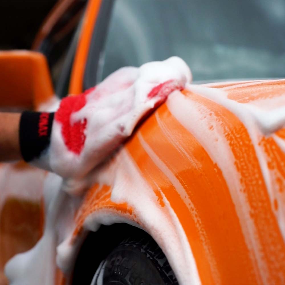 SONAX Gloss Shampoo  PH Neutral Car Wash Concentrate – SONAX